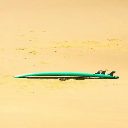 Delmar Surf House بيت ضيافة